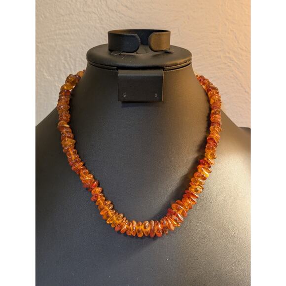 Vintage Graduated Amber Nugget Chip 19" Necklace w/ Barrel Clasp - Picture 11 of 11